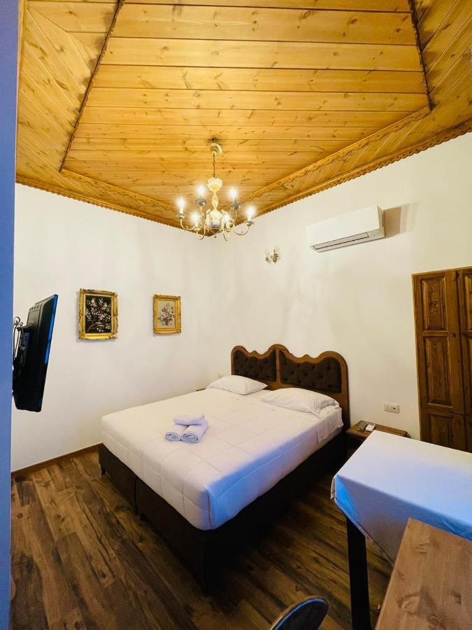 Boutique Hotel Praga Gjirokaster Room photo